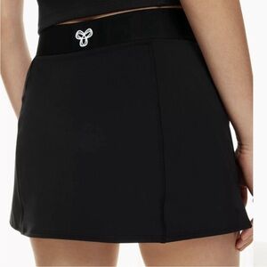 Aritzia TNA Athletic Skort